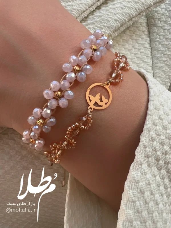 دستبند مروارید با پلاک اسم طلا